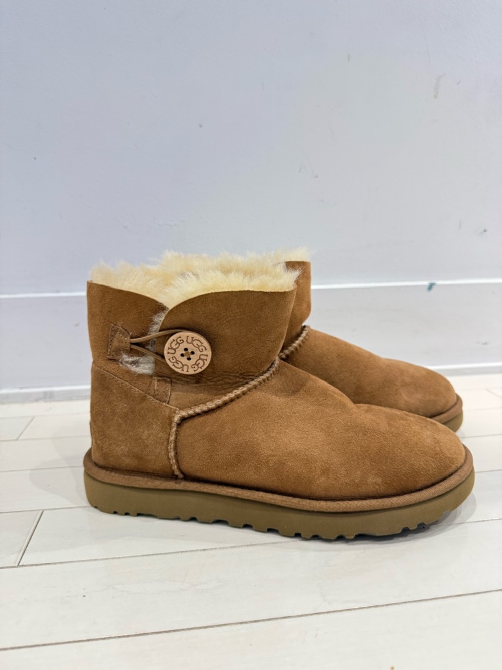 UGG Kids Chestnut Suede Button Boot with Cream Sheepskin